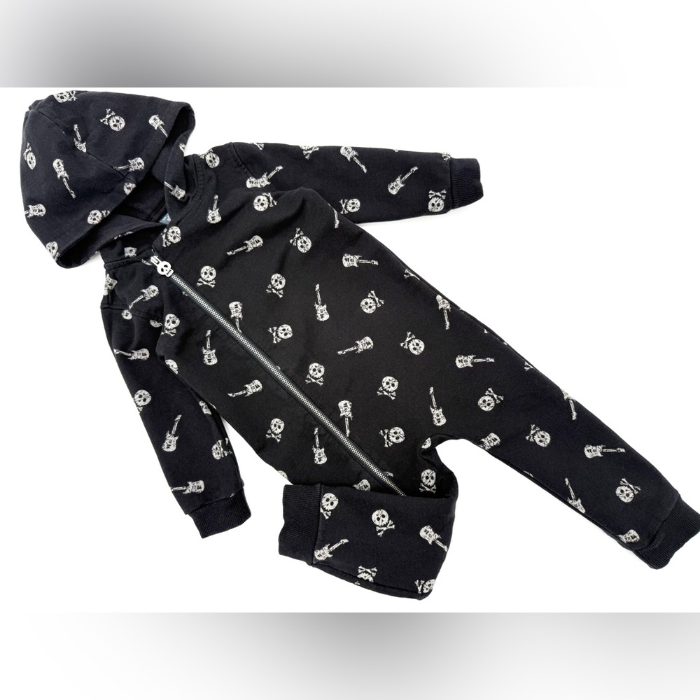 GUC Koala Kik Boys Halloween Skulls Crossbones Guitars Jumpsuit in Black 12-18M